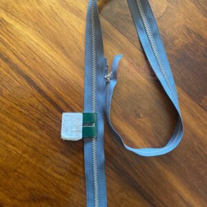 85cm Grey Zip