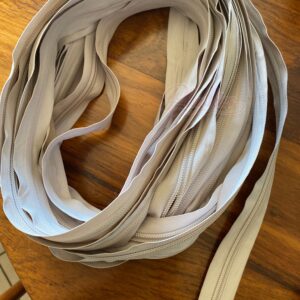 Beige chunky zip tape, 4cm wide x 20.5m